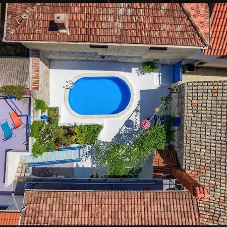 Dalmatian Rustic House Casa de Férias Petrcane