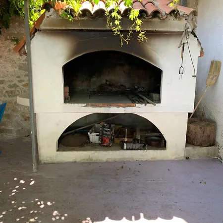 Dalmatian Rustic House Casa de Férias