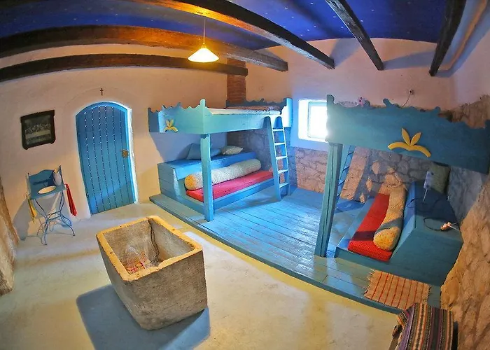 Dalmatian Rustic House *